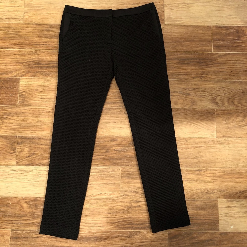 🆕 w/ Tags Black Textured Pants w/ Zipper Closure